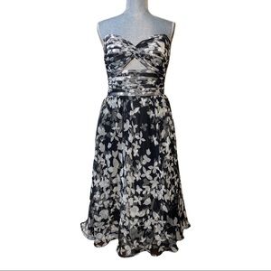 Tadashi Shoji Vintage Tulle Sweetheart Neckline Midi